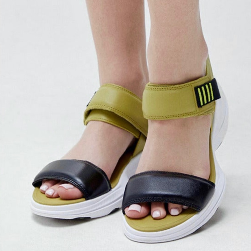 NIB Sorel Explorer Blitz Stride Leather Sport Sandal Olive Shade Black 9 40 - Picture 2 of 11